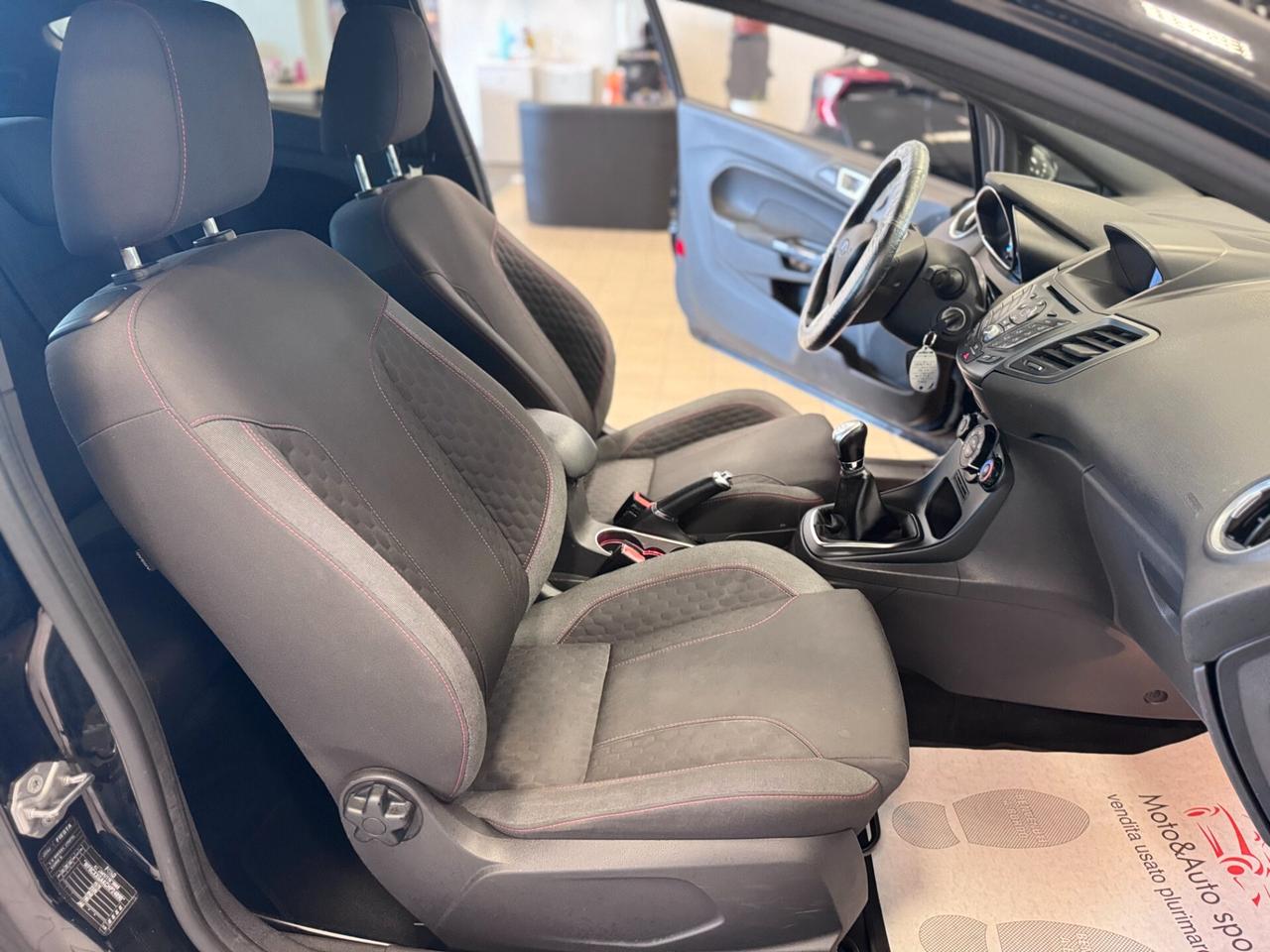 Ford Fiesta 1.5 TDCi 75CV 3 porte ST-Line