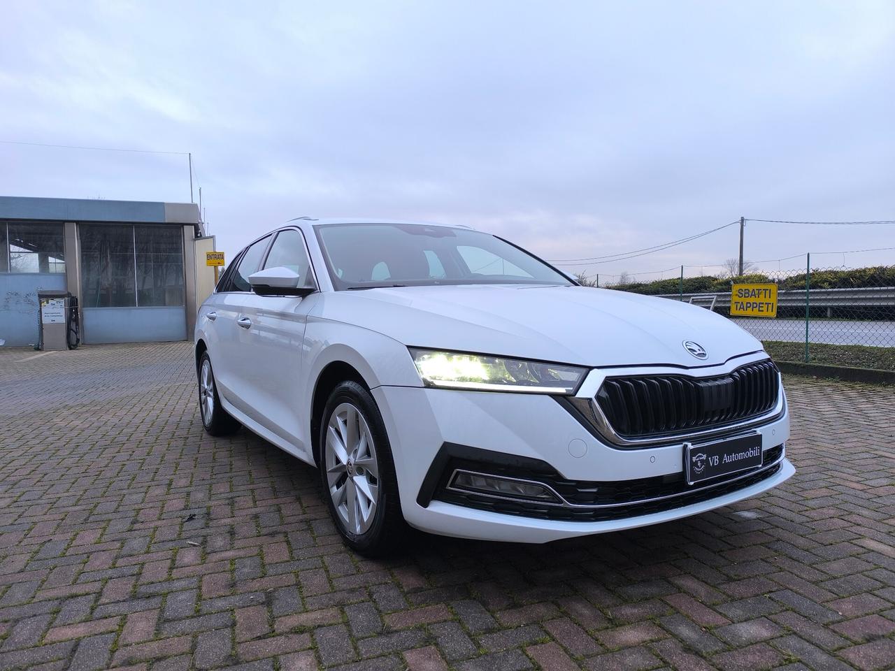 Skoda Octavia 2.0 TDI EVO SCR 150 CV DSG Wagon Style
