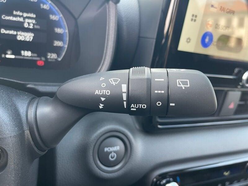 Toyota Yaris 1.5h 130 Premium - NUOVO
