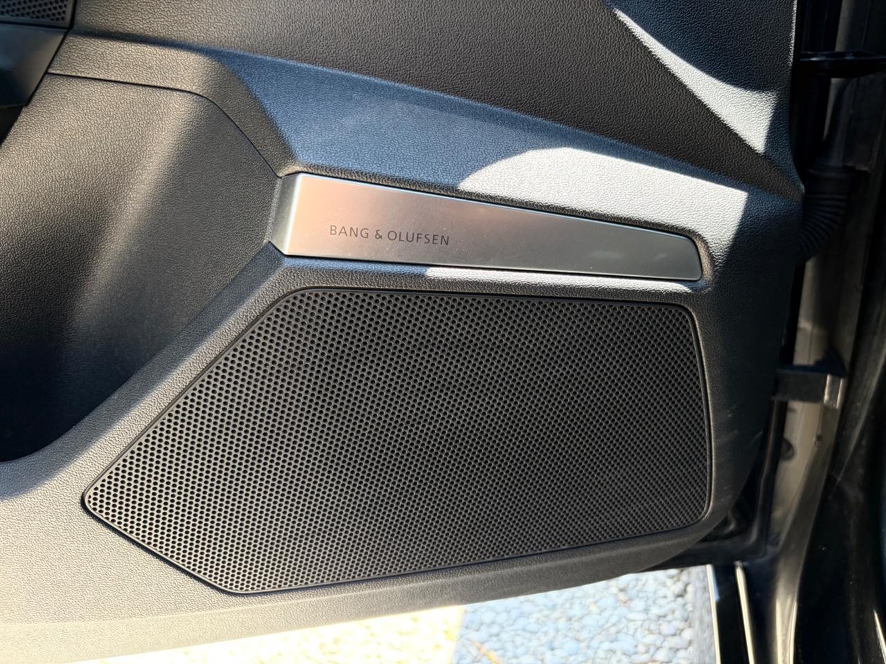 Audi RS3 Head-up display tetto bang&olufsen radar pack performance