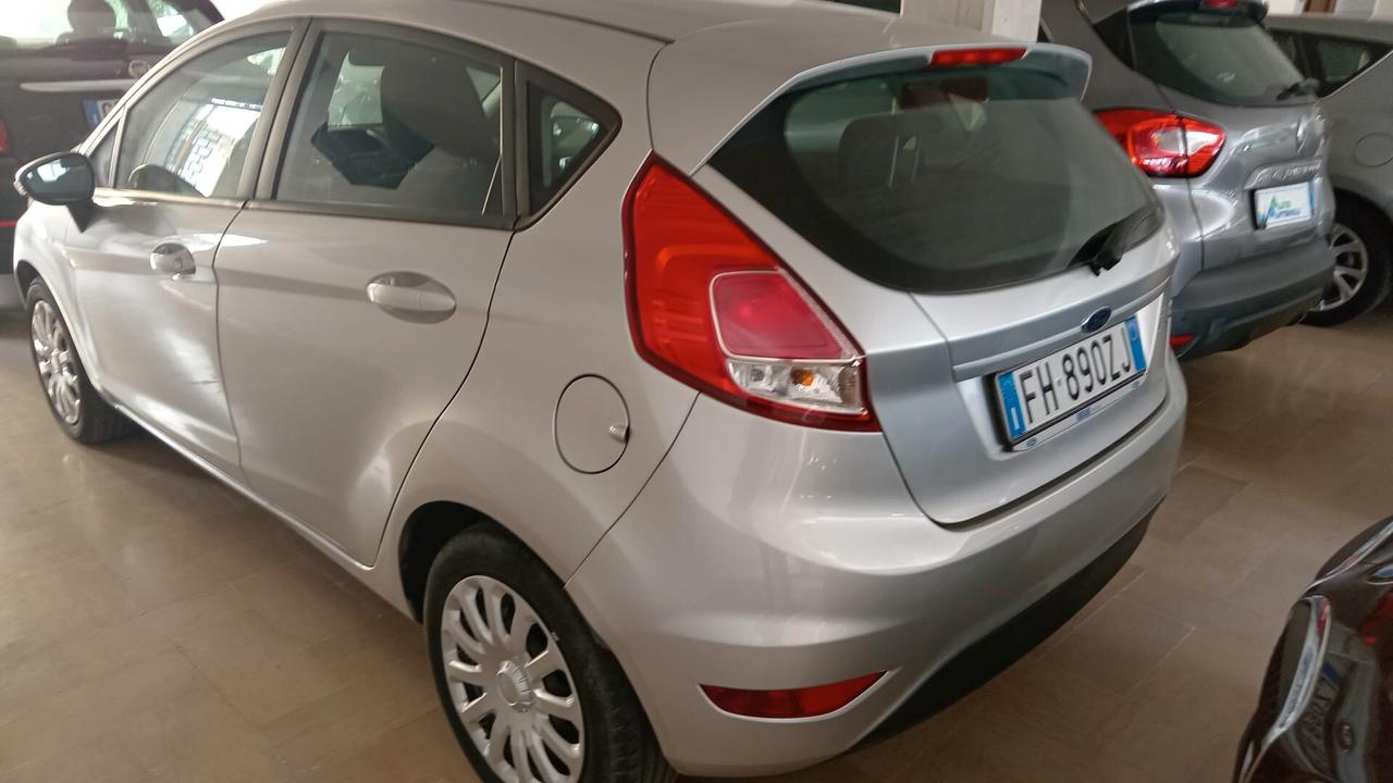 Ford Fiesta 1.5 TDCi 75CV 5 porte Business