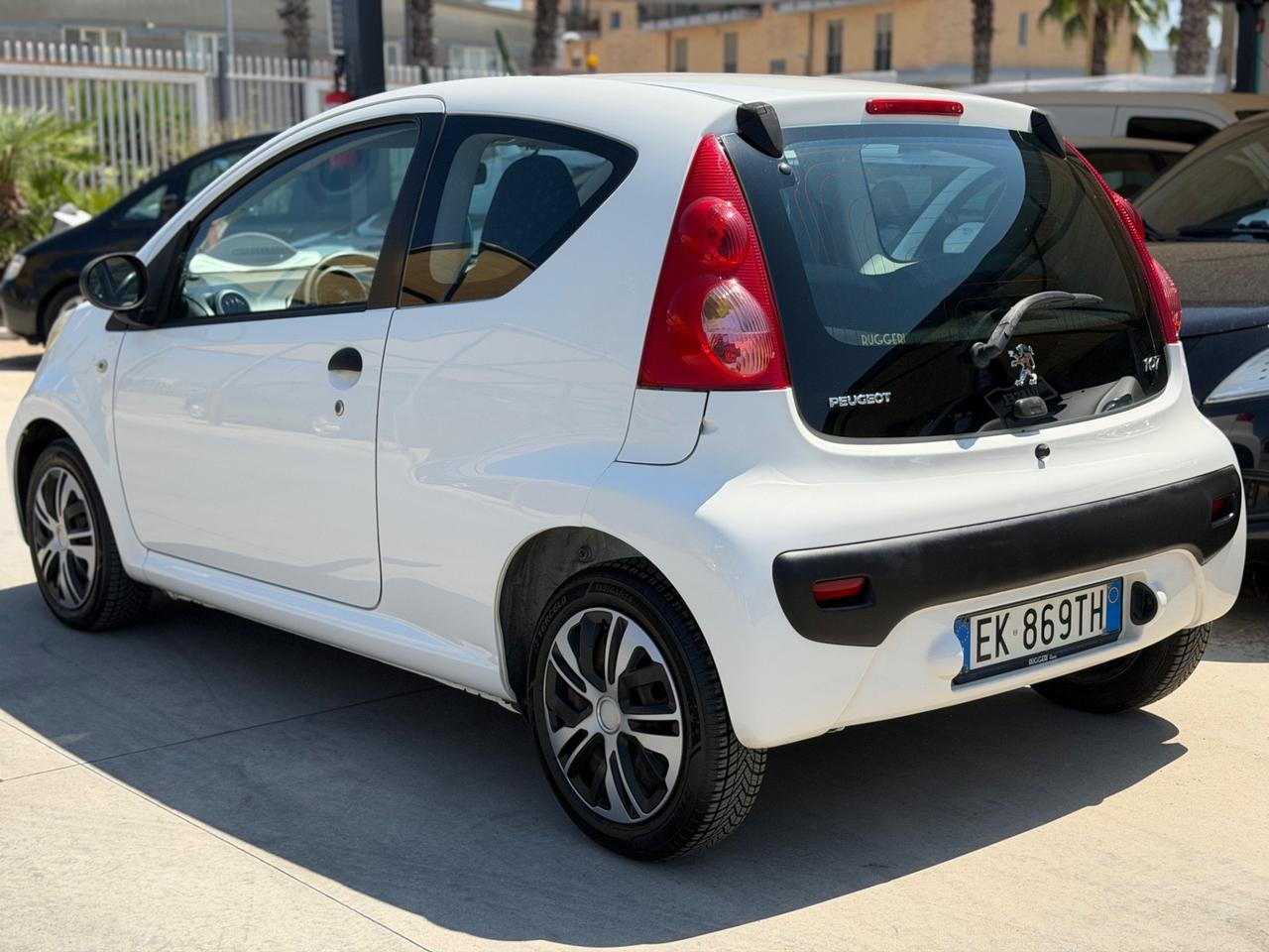 Peugeot 107 1.0 BENZINA 2012 - CLIMA, SERVOSTERZO