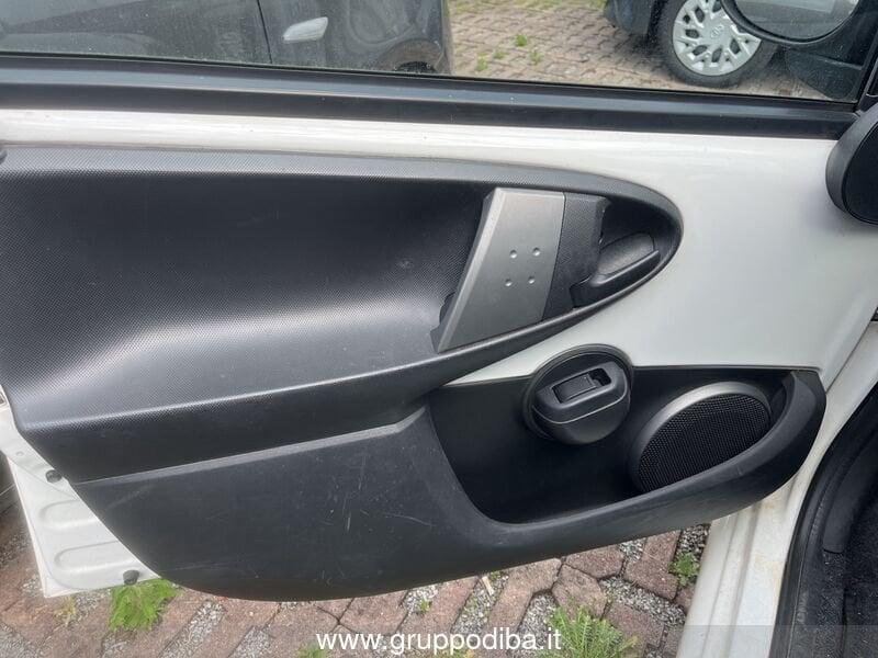 Toyota Aygo I 2012 5p 1.0 Active connect