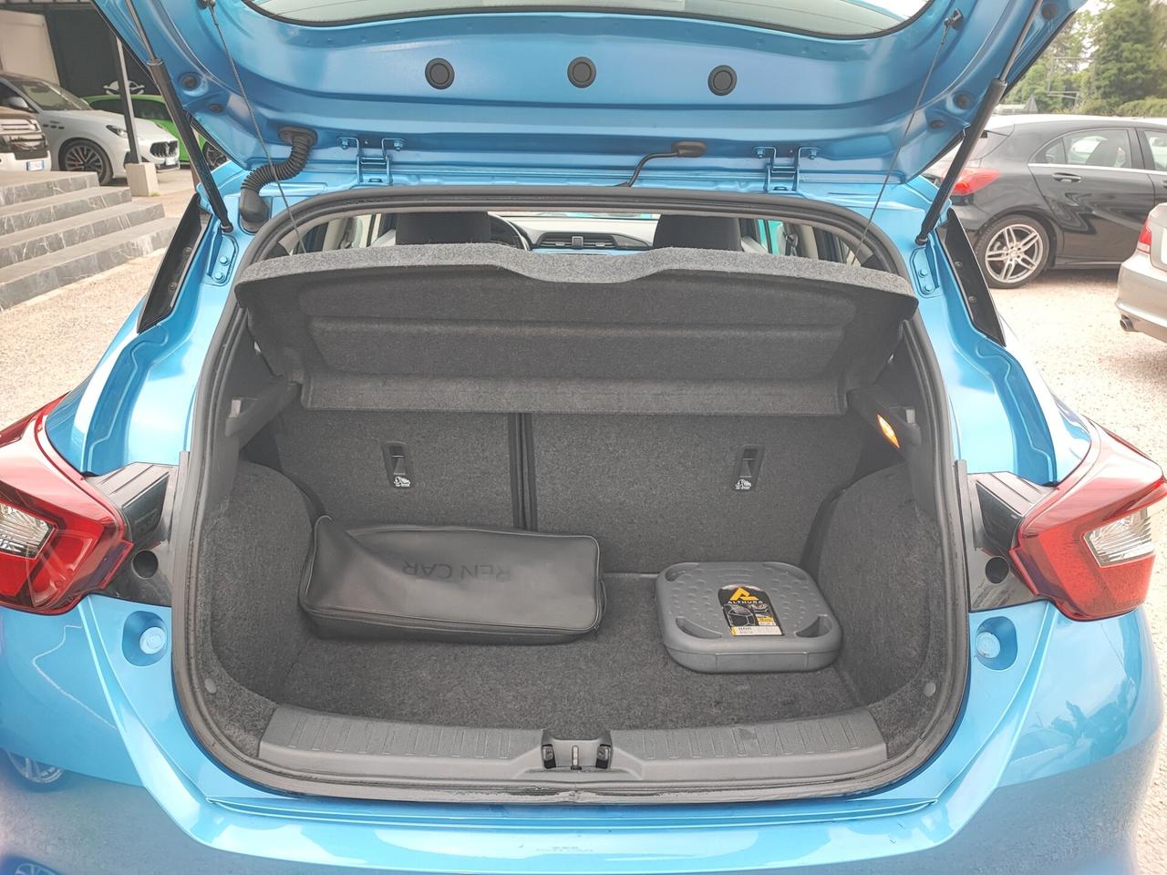 Nissan Micra 0.9 IG-T 12V 5 porte Tekna