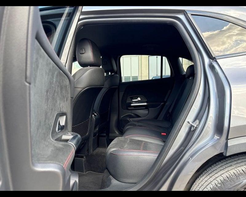 Mercedes-Benz GLA GLA 180 d Automatic Premium NIGHT-PACK