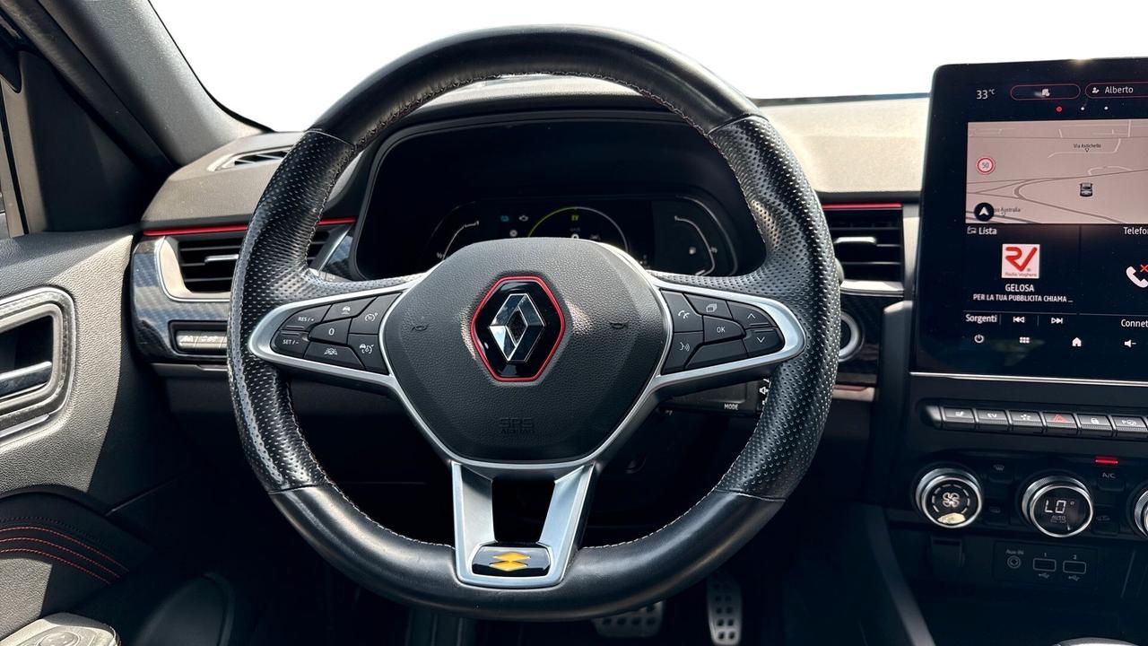 Renault Arkana Hybrid E-Tech 145 CV R.S. Line