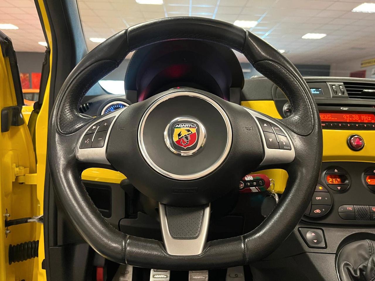 Abarth 595 C 1.4 Turbo T-Jet 180 CV Competizione