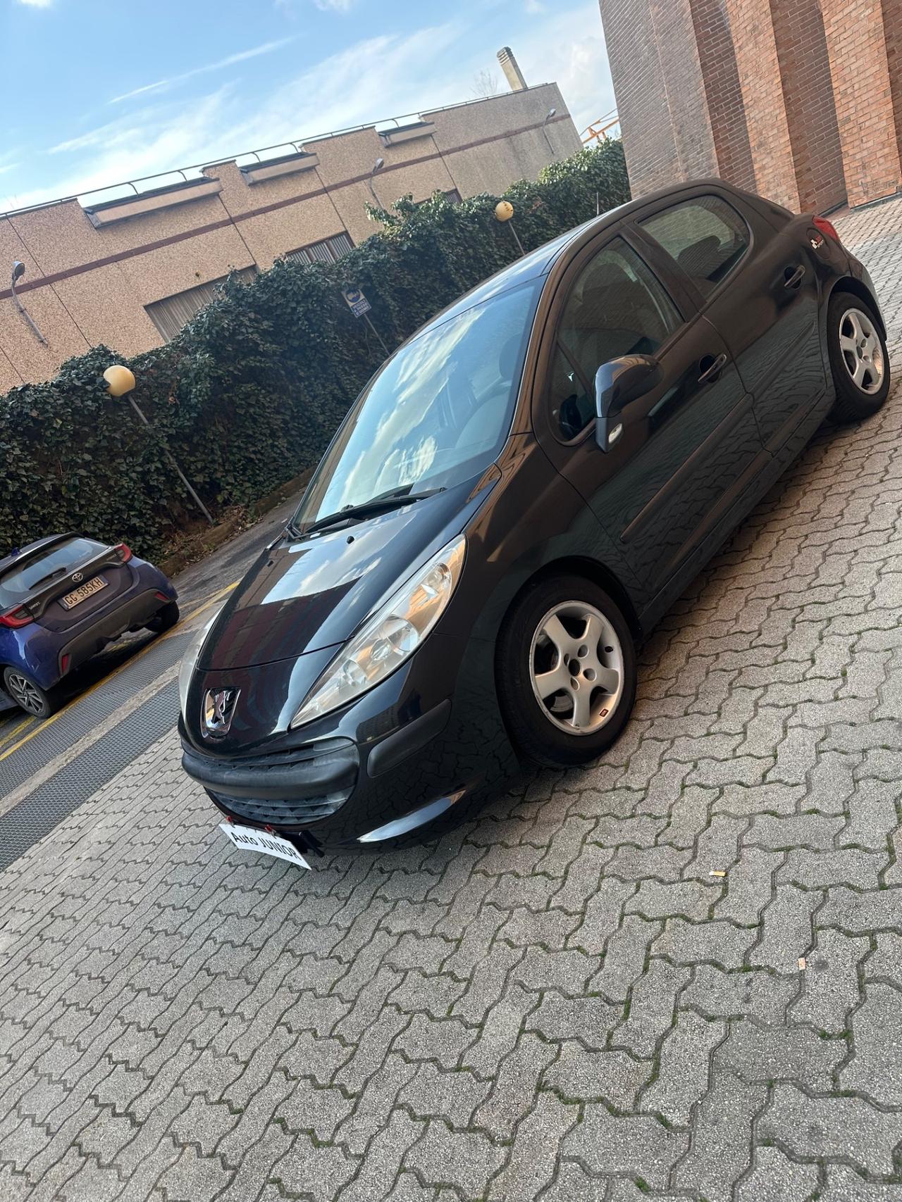 Peugeot 207 1.4 VTi 95CV 5p. X Line