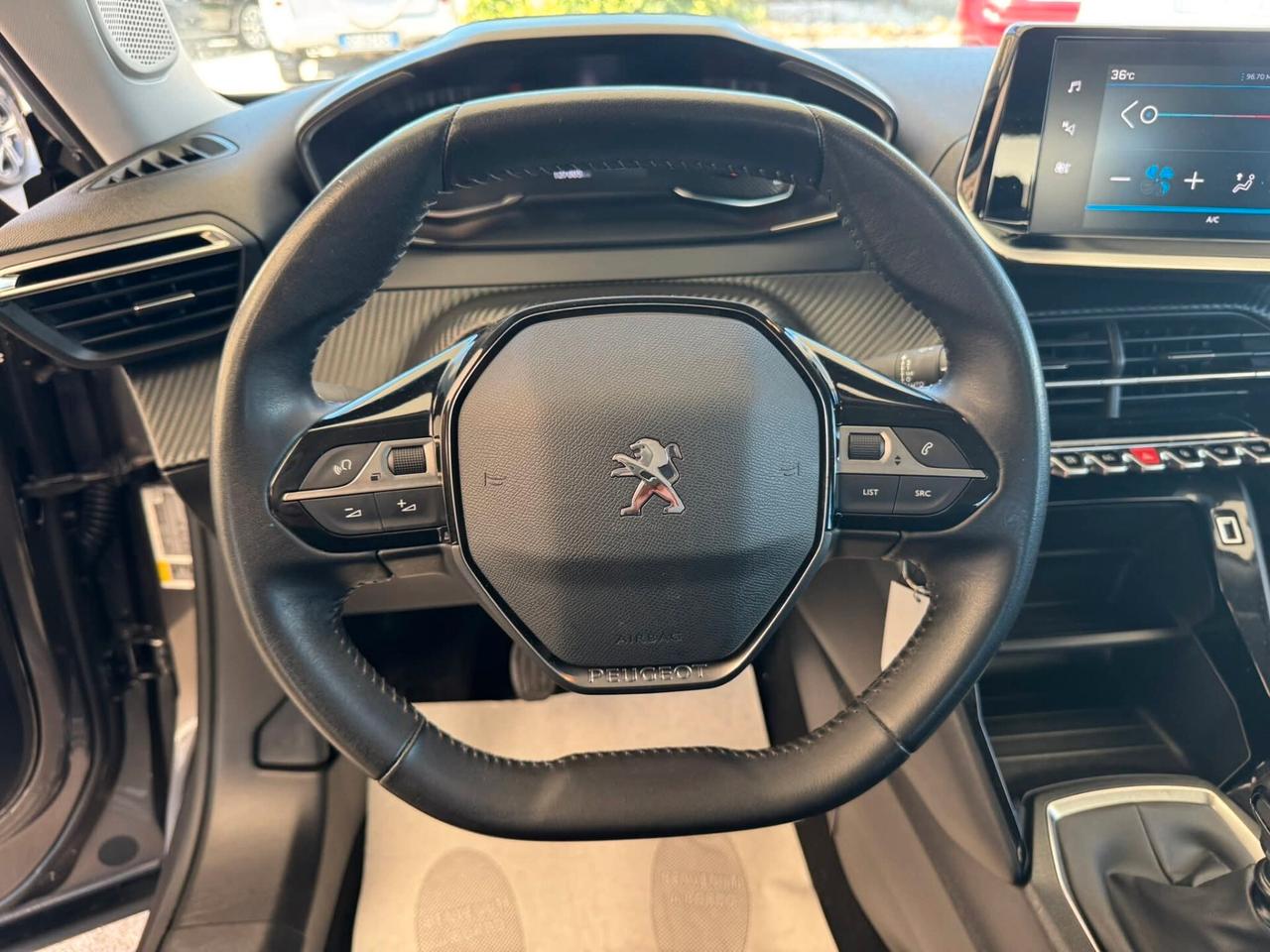 PEUGEOT 2008 1.2 PURETECH 100CV UNICO PROPRIETARIO