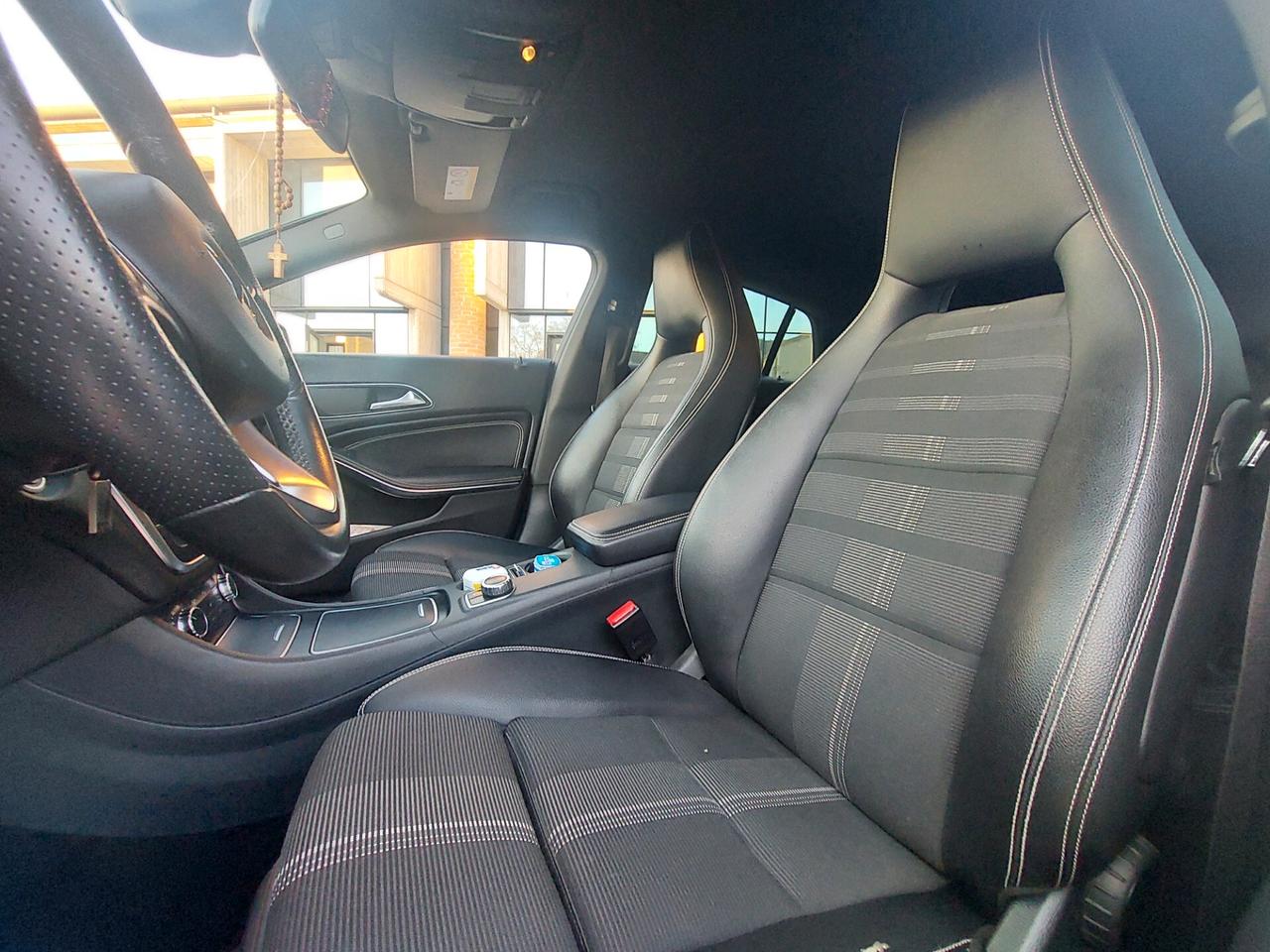 Mercedes-benz CLA 180 S.W. #MP