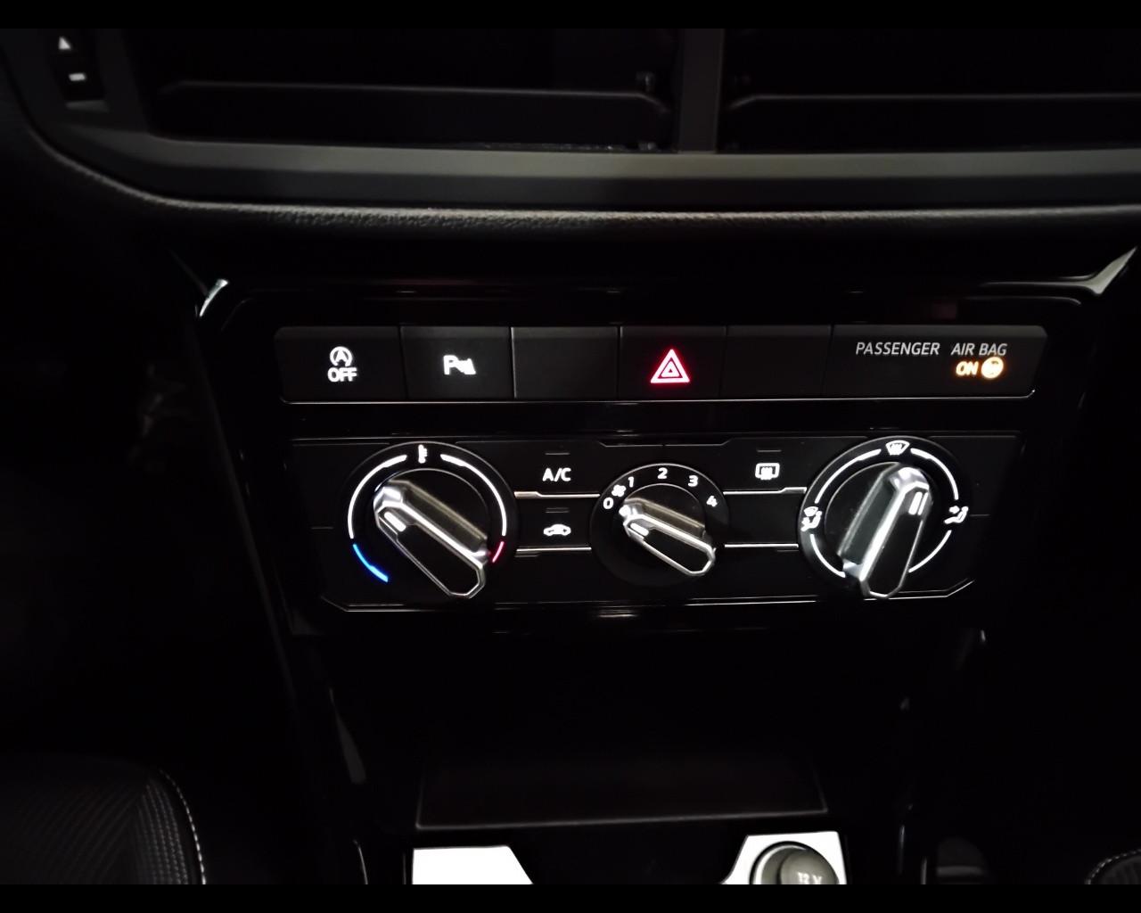 VOLKSWAGEN T-Cross 2019 - T-Cross 1.0 tsi Style 110cv