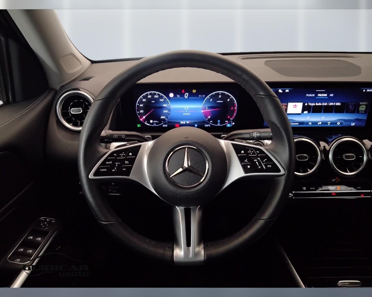 Mercedes-Benz GLB - X247 2023 - GLB 180 d Progressive Advanced auto