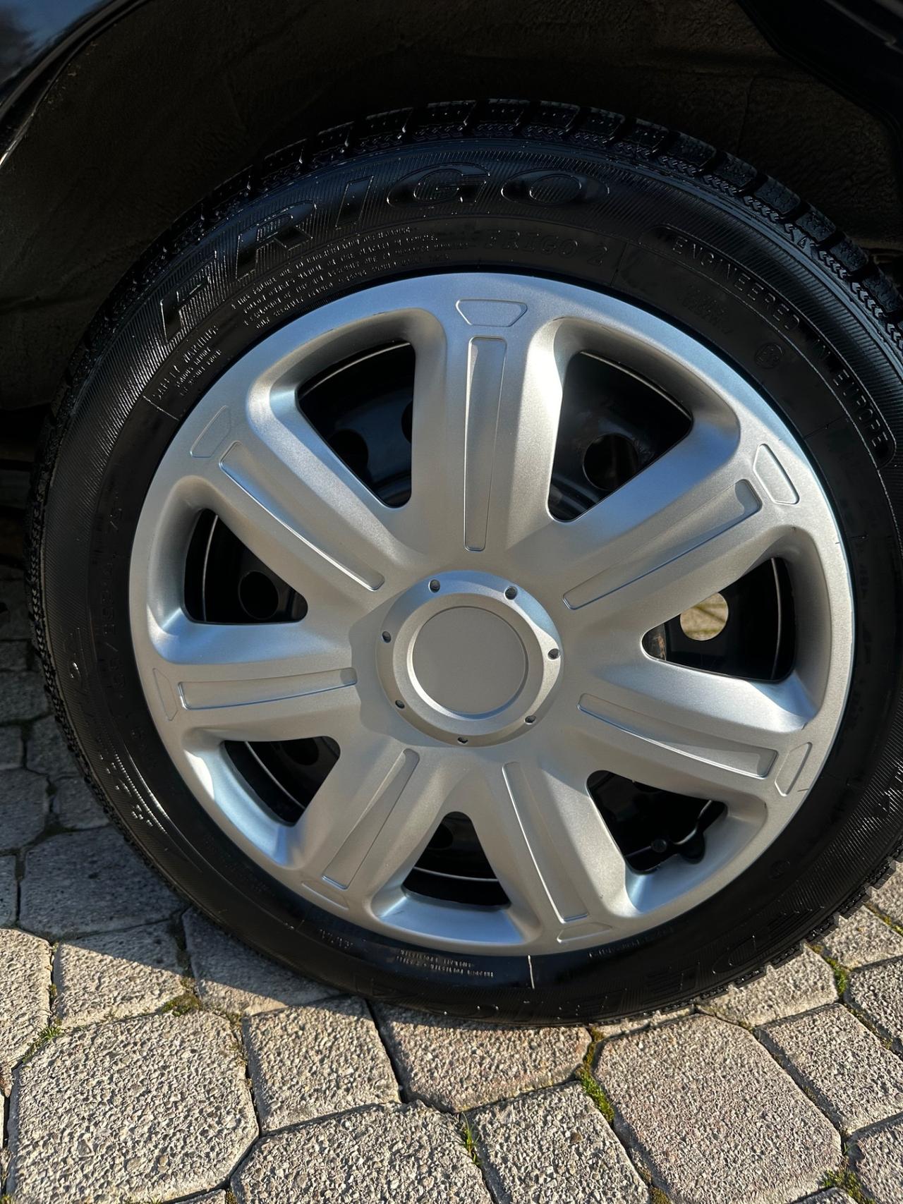 Nissan Pixo 1.0 5 porte GPL Eco Fun