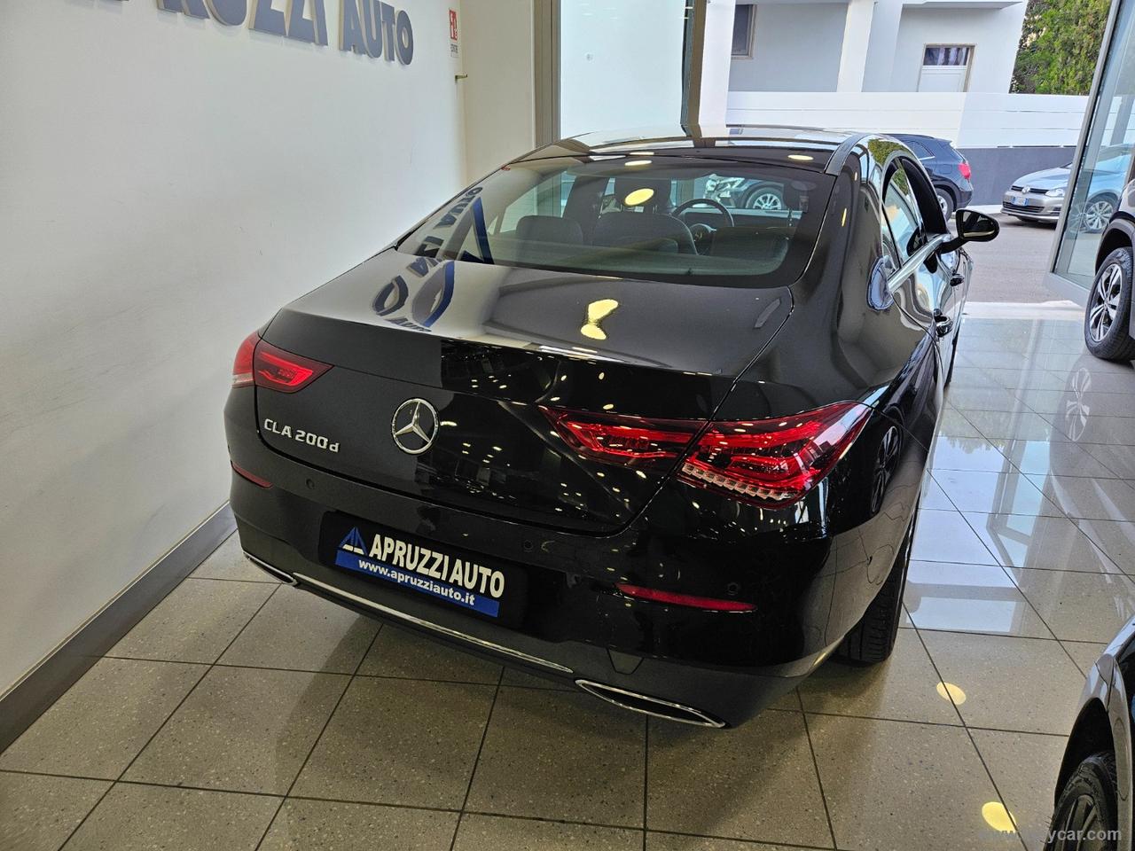 MERCEDES-BENZ CLA 200 d Automatic Sport