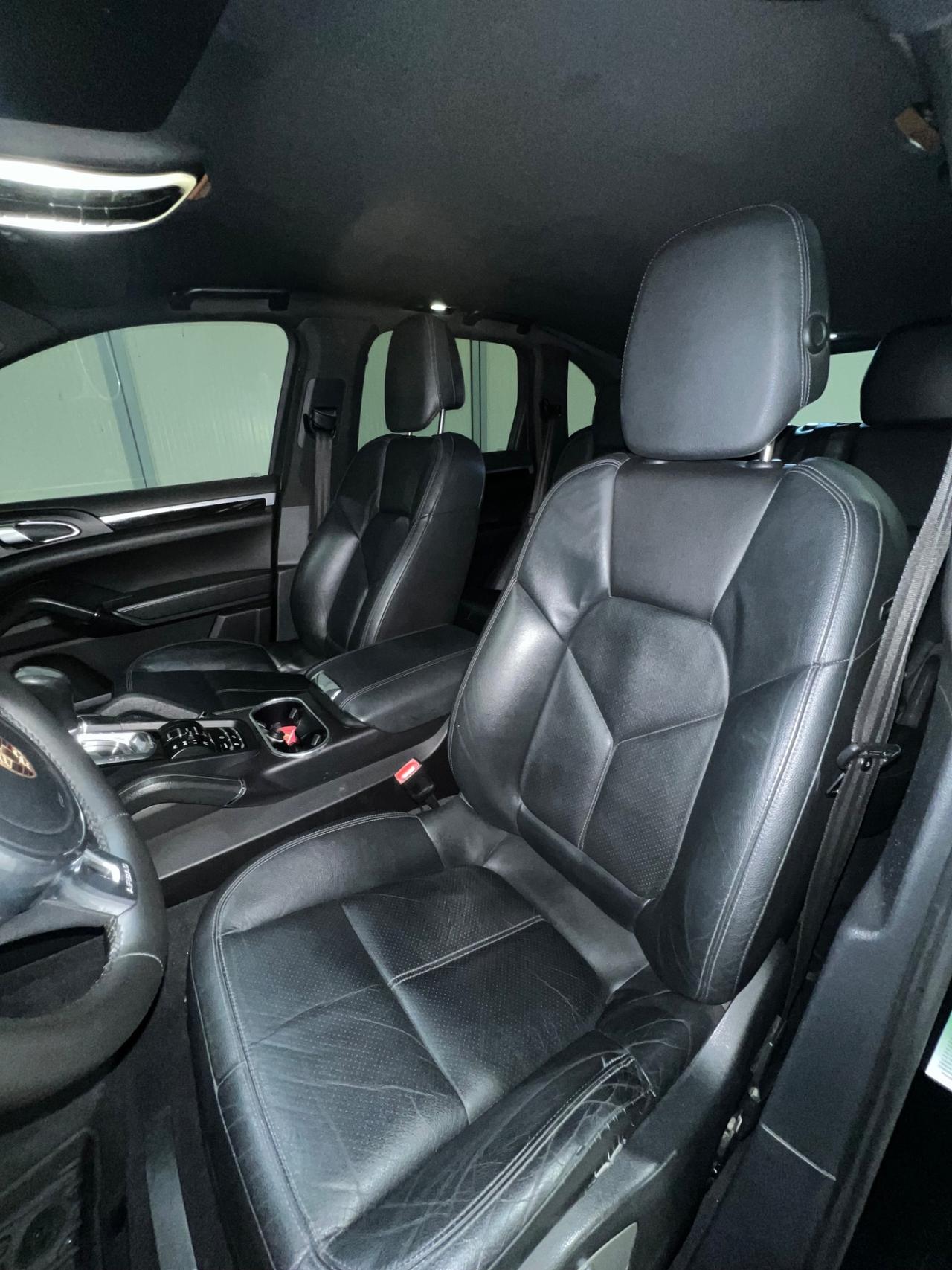 Porsche Cayenne 3.0 v6 OFFERTA RISERVATA AD OPERATORI DEL SETTORE