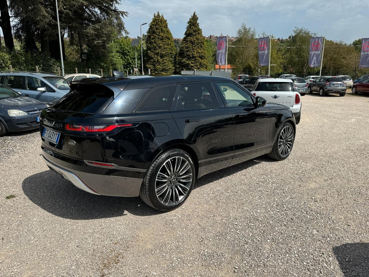 Land Rover Range Rover Velar 2.0D I4 240 CV R-Dynamic HSE