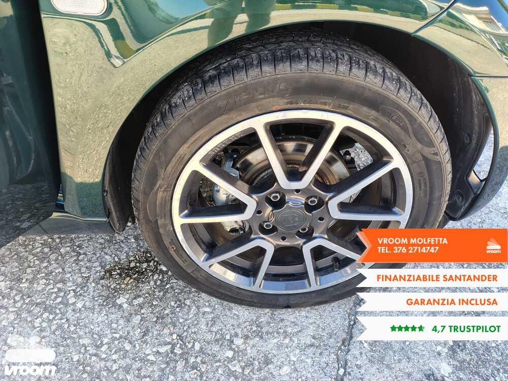 SMART fortwo EQ BRITISH GREEN PANORAMICA