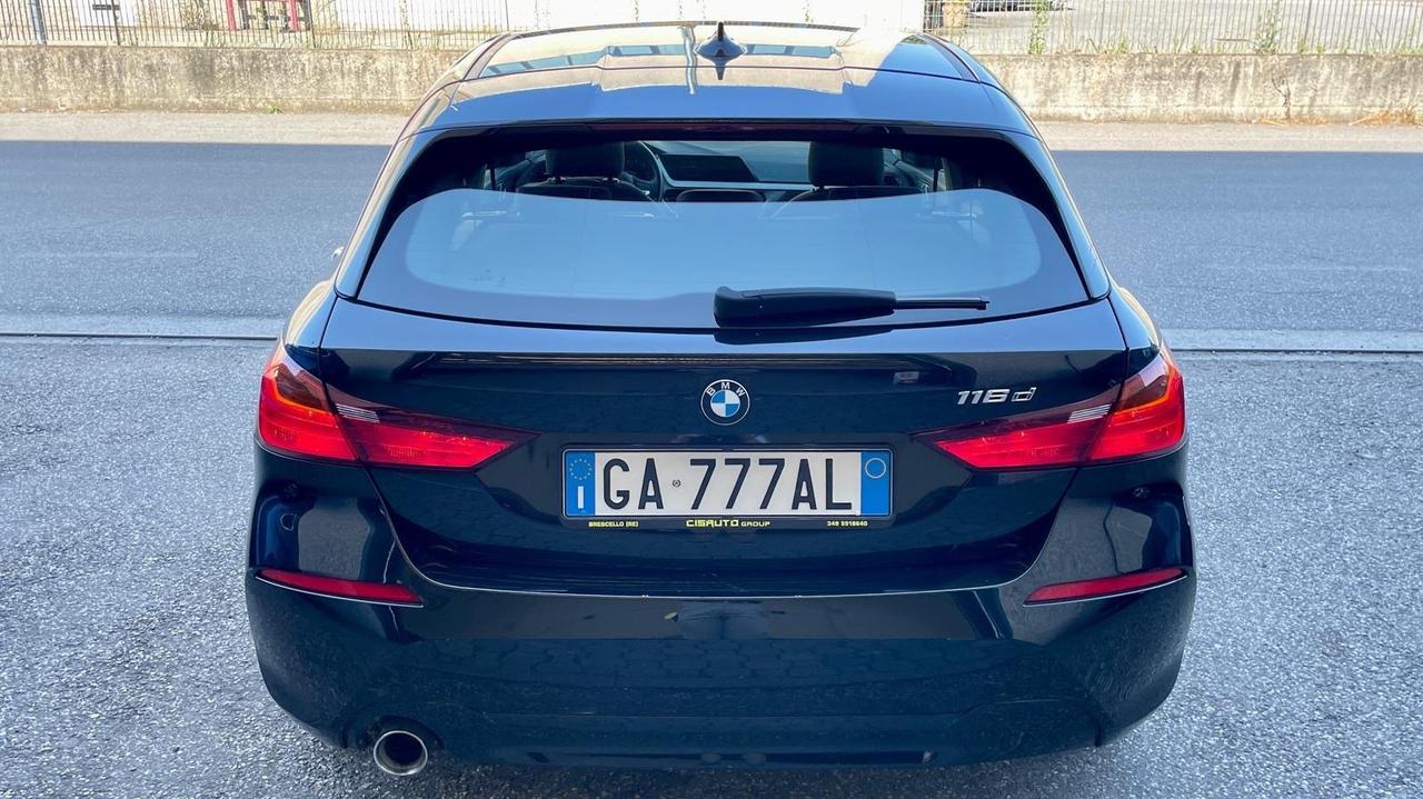 Bmw 116 116d 5p. Advantage LED