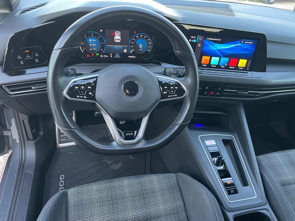 VOLKSWAGEN - Golf - GTD 2.0 TDI DSG 5p. BMT
