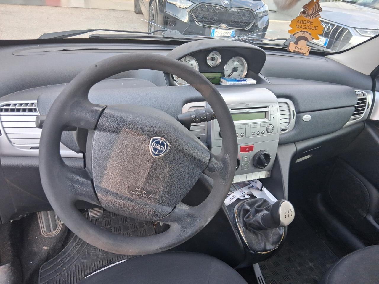 Lancia Ypsilon 1.3 MJT 75 CV Diva