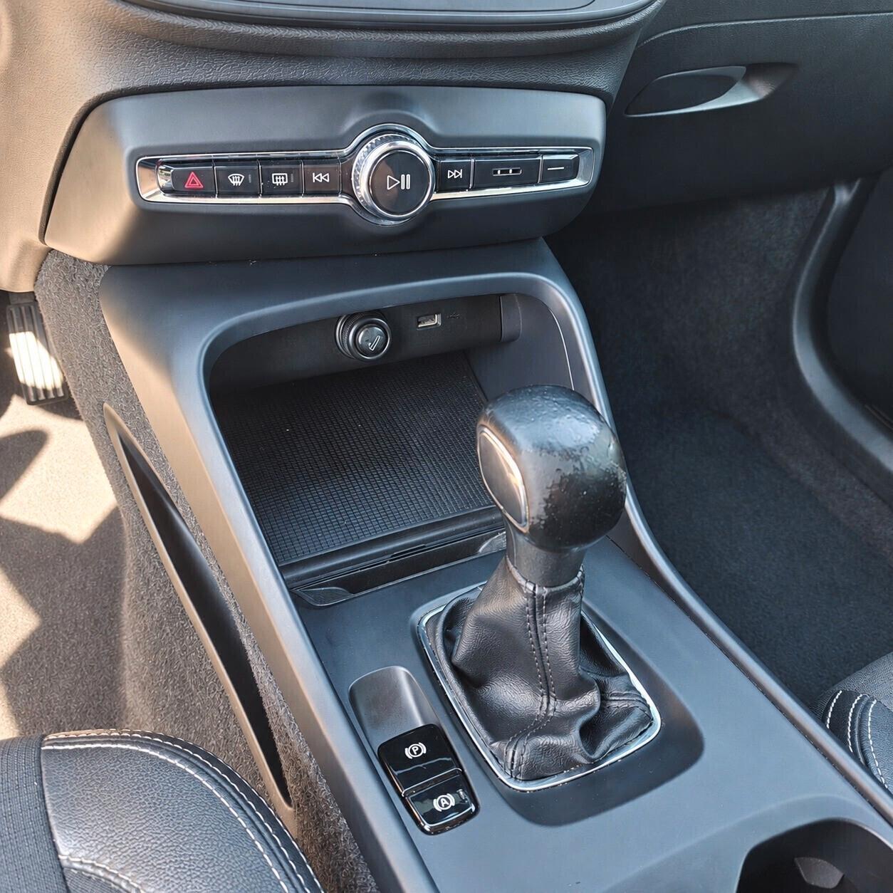 Volvo XC40 D3 Business 150 CV Manuale