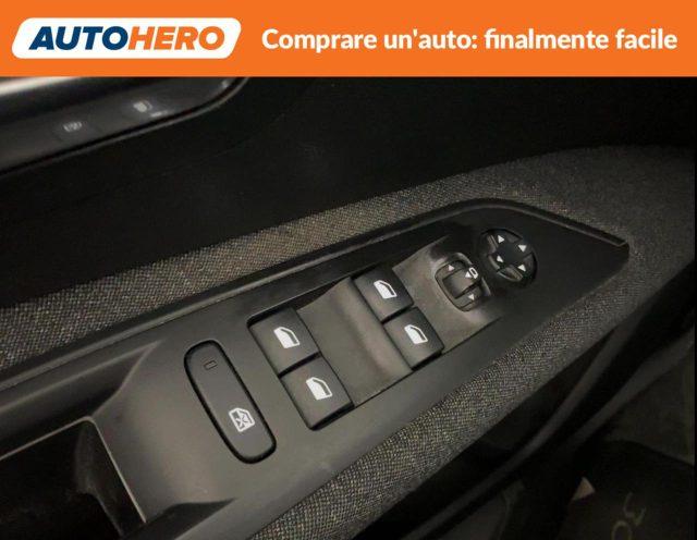 PEUGEOT 3008 BlueHDi 130 S&S EAT8 Business