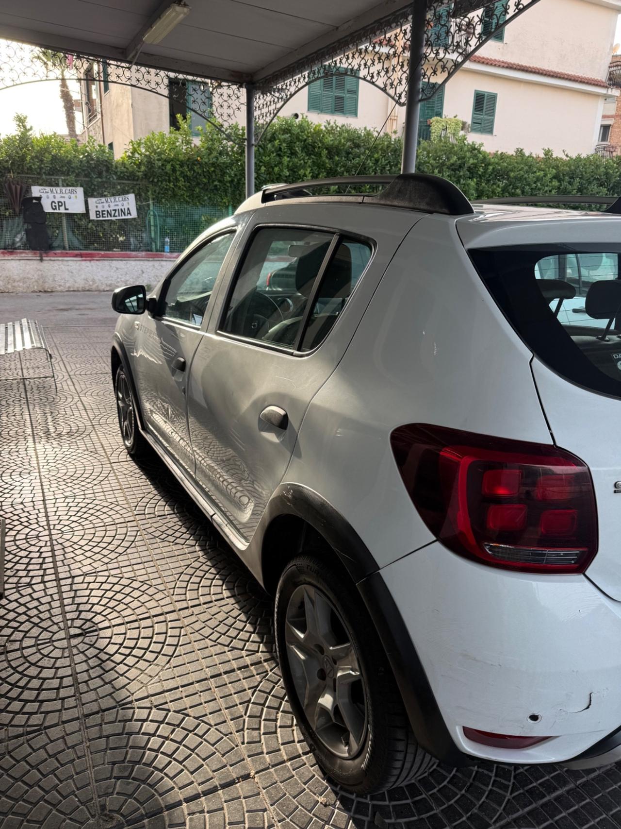 Dacia Sandero 0.9 TCe 12V TurboGPL 90CV Start&Stop Lauréate