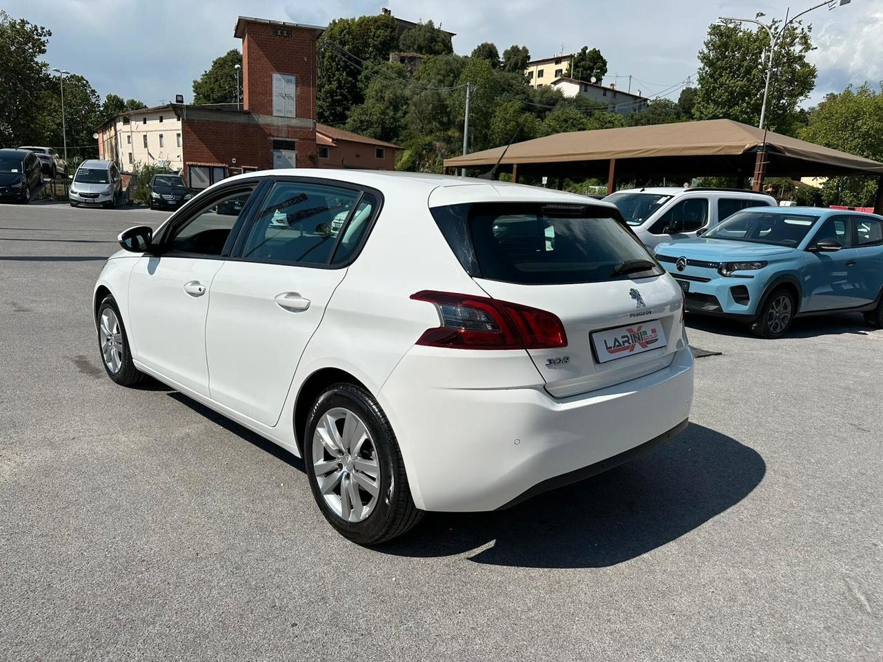 Peugeot 308 BlueHDi 120 S&S Business