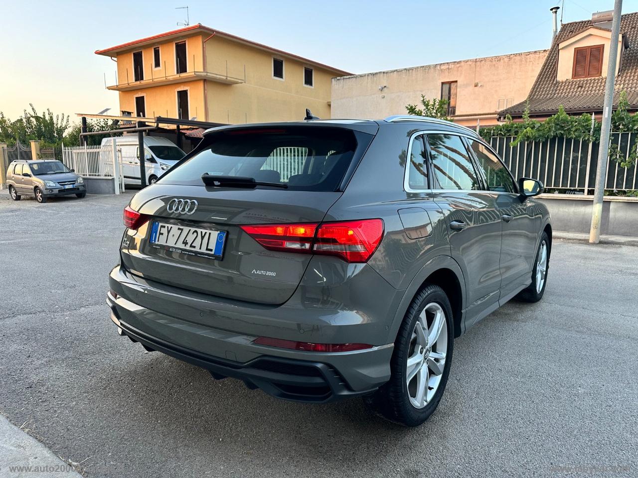 AUDI Q3 35 TDI S tronic S line edition