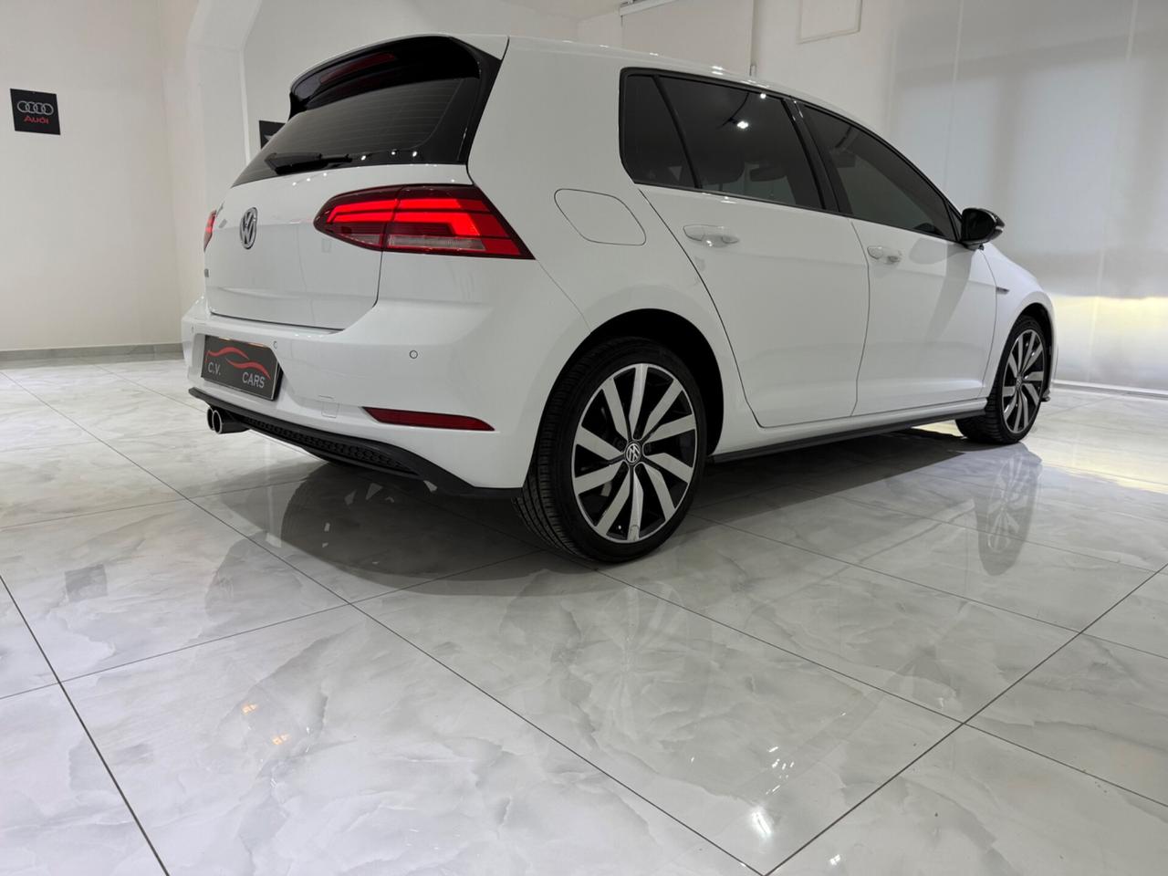 VOLKSWAGEN GOLF GTE UNICO PROPRIETARIO