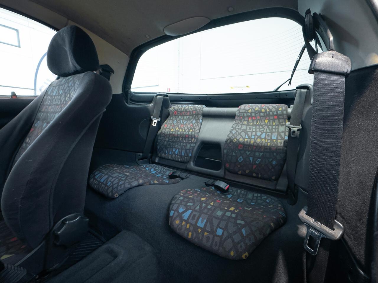 Opel Tigra 1.6i 16V cat Premium Blue