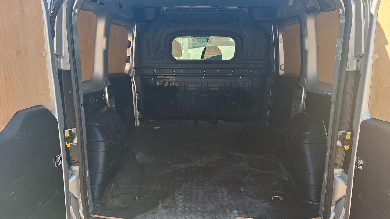Fiat Doblò Cargo 1.6 MJT con tetto apribile posteriore