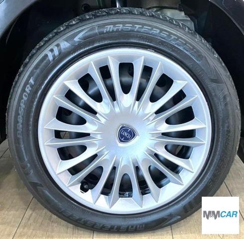 LANCIA - Ypsilon - 1.2 69 CV 5 porte Gold