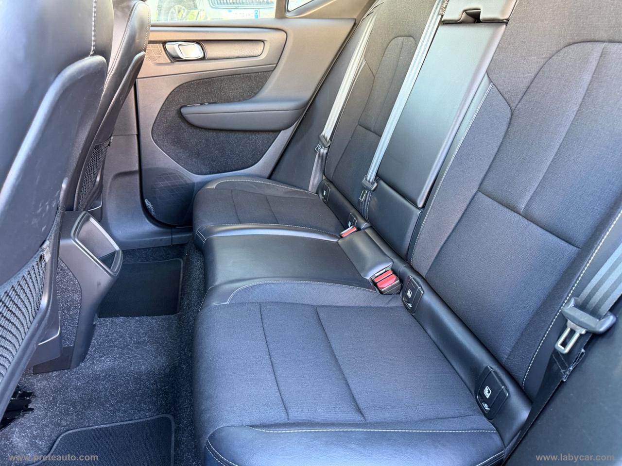 VOLVO XC40 D3 AWD Geartronic Momentum