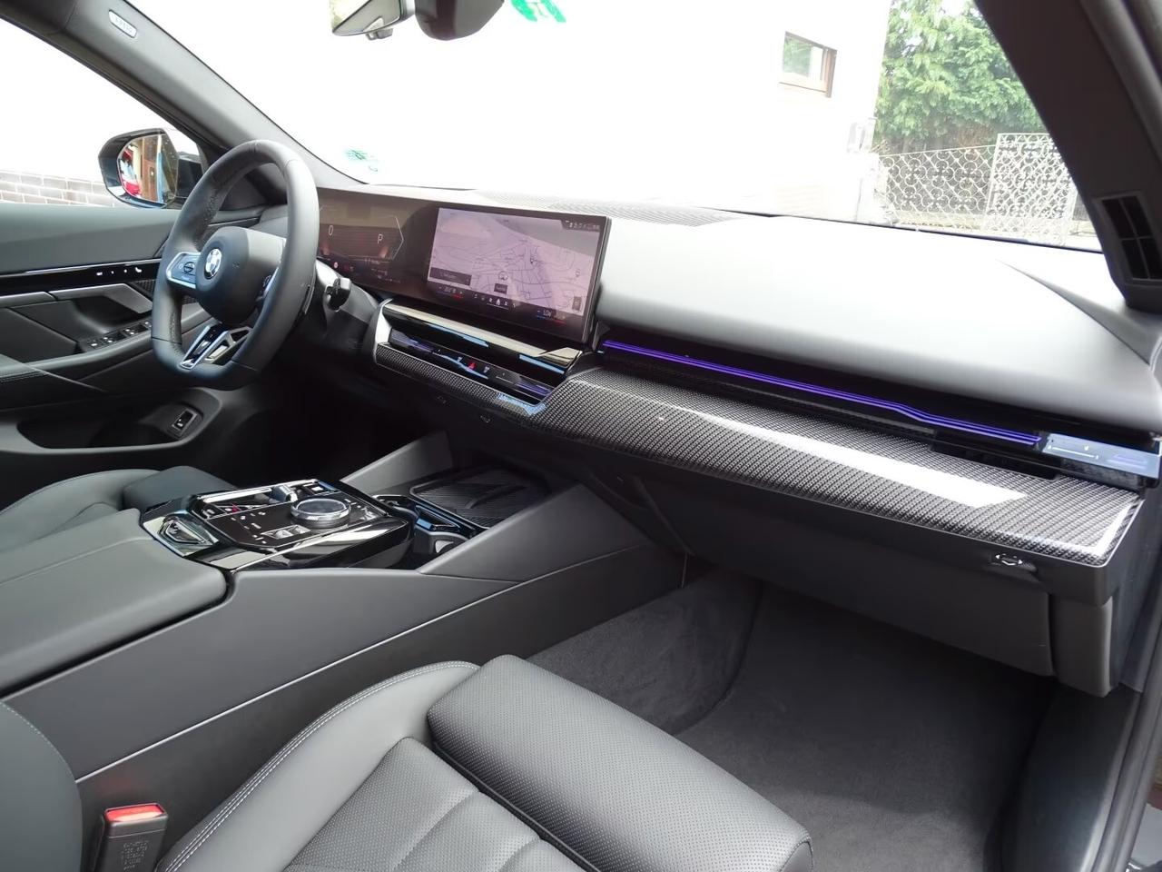 BMW*520d*48V*TOURING*M-SPORT*H&K*HEADUP*360°*DAB*