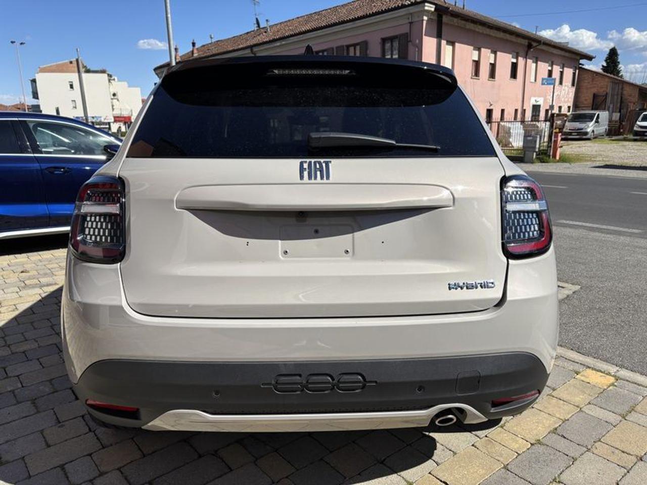 Fiat 600 Hybrid 110 CV DCT MHEV La Prima LED-CAM-18"