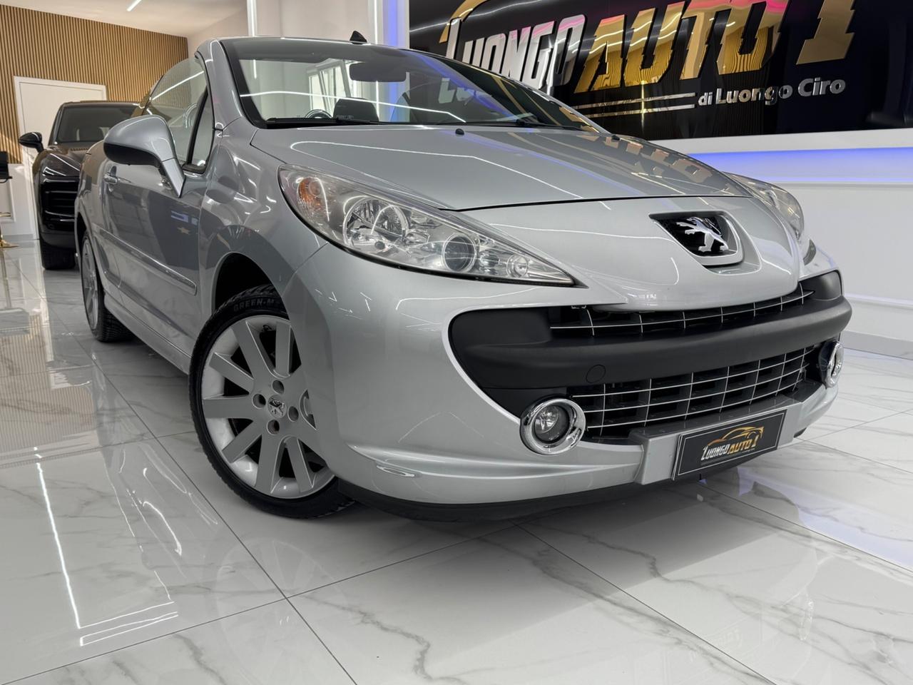 Peugeot 207 1.6 120CV Cabrio Roland Garros