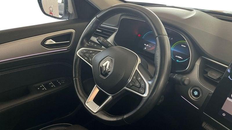 Renault Arkana 1.6 E-Tech full hybrid Intens 145cv