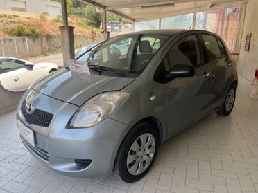Toyota Yaris 1.3 5 porte Navi