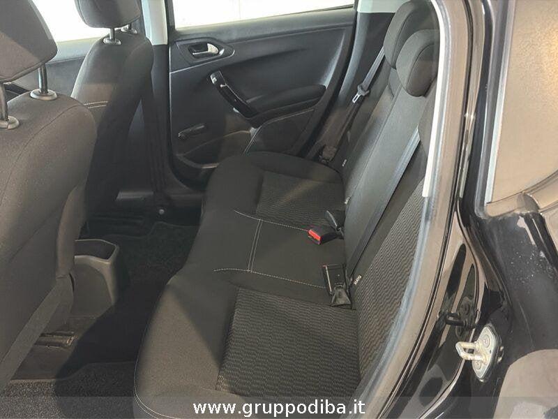 Peugeot 208 I 2015 Benzina 5p 1.2 puretech Active 82cv