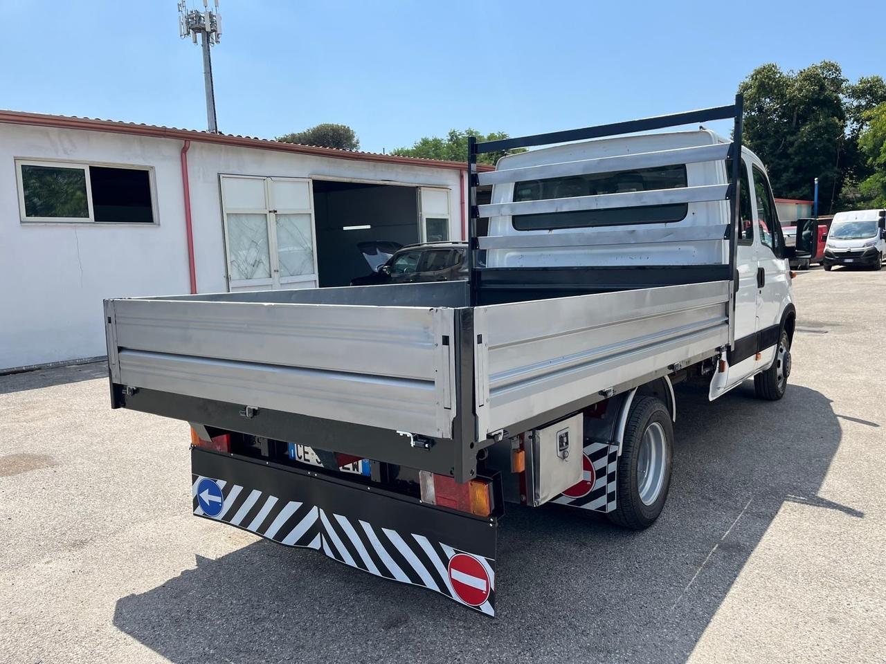 Iveco Daily 35 c 9-2.8 tdi-doppia cab.cass fisso-2003