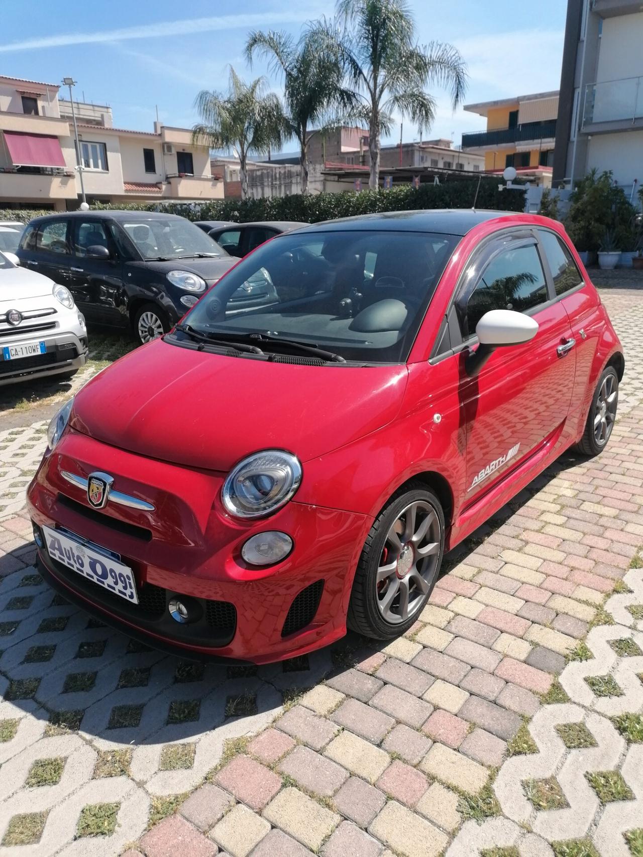 Abarth 500 1.4 Turbo T-Jet Custom