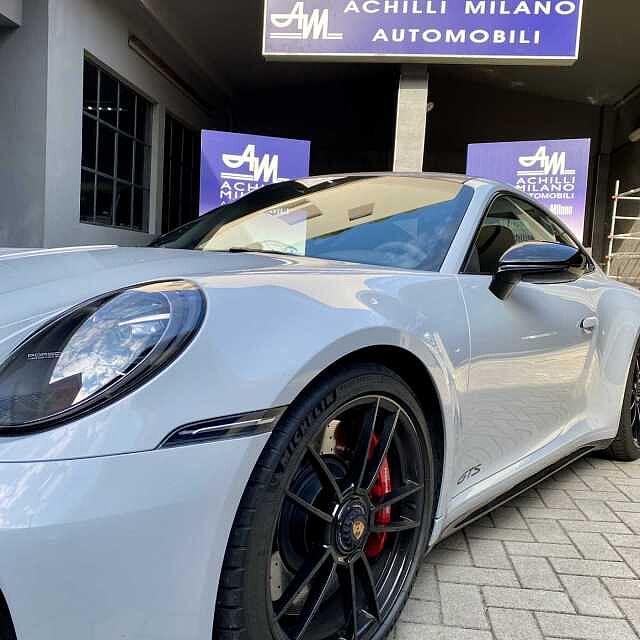 Porsche 992 Carrera 4 GTS 4 ruote sterzanti LiftSystem