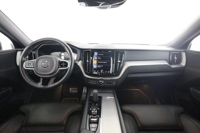 VOLVO XC60 XC60 B4 (d) automatico R-design