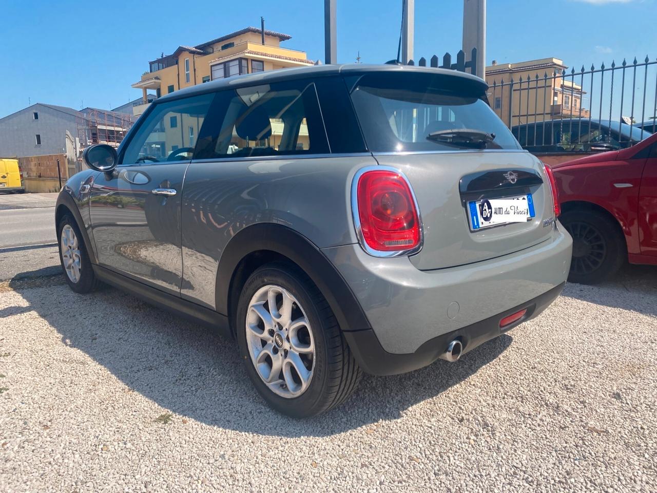 MINI CooperD 3p. 1.5 116Cv Autom Business NAVI -