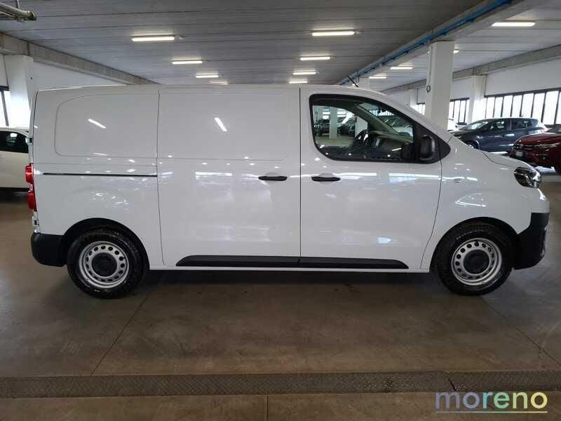 Toyota Proace 1.5d 120 CV S&S 10q 4p Medium Comfort