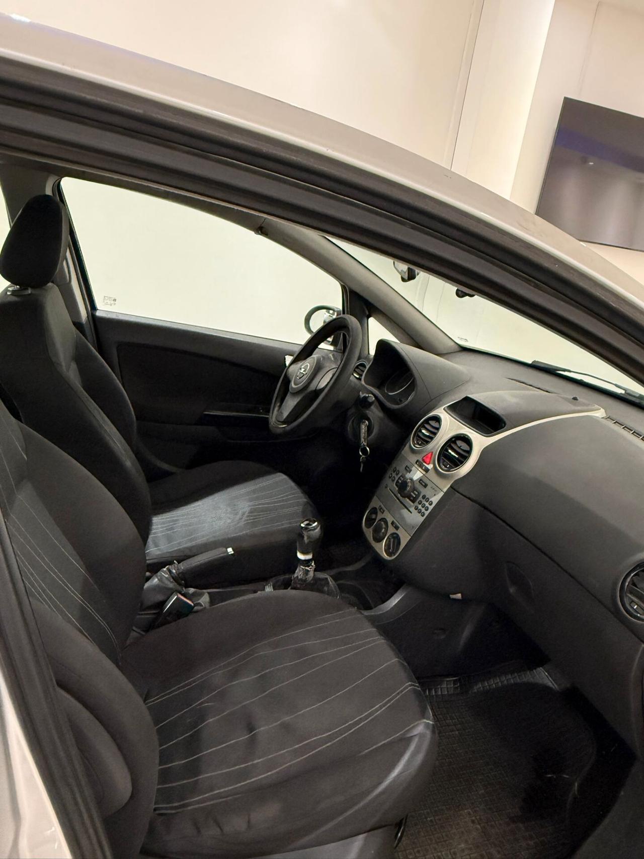 Opel Corsa 1.3 CDTI 75CV 5 porte Cosmo