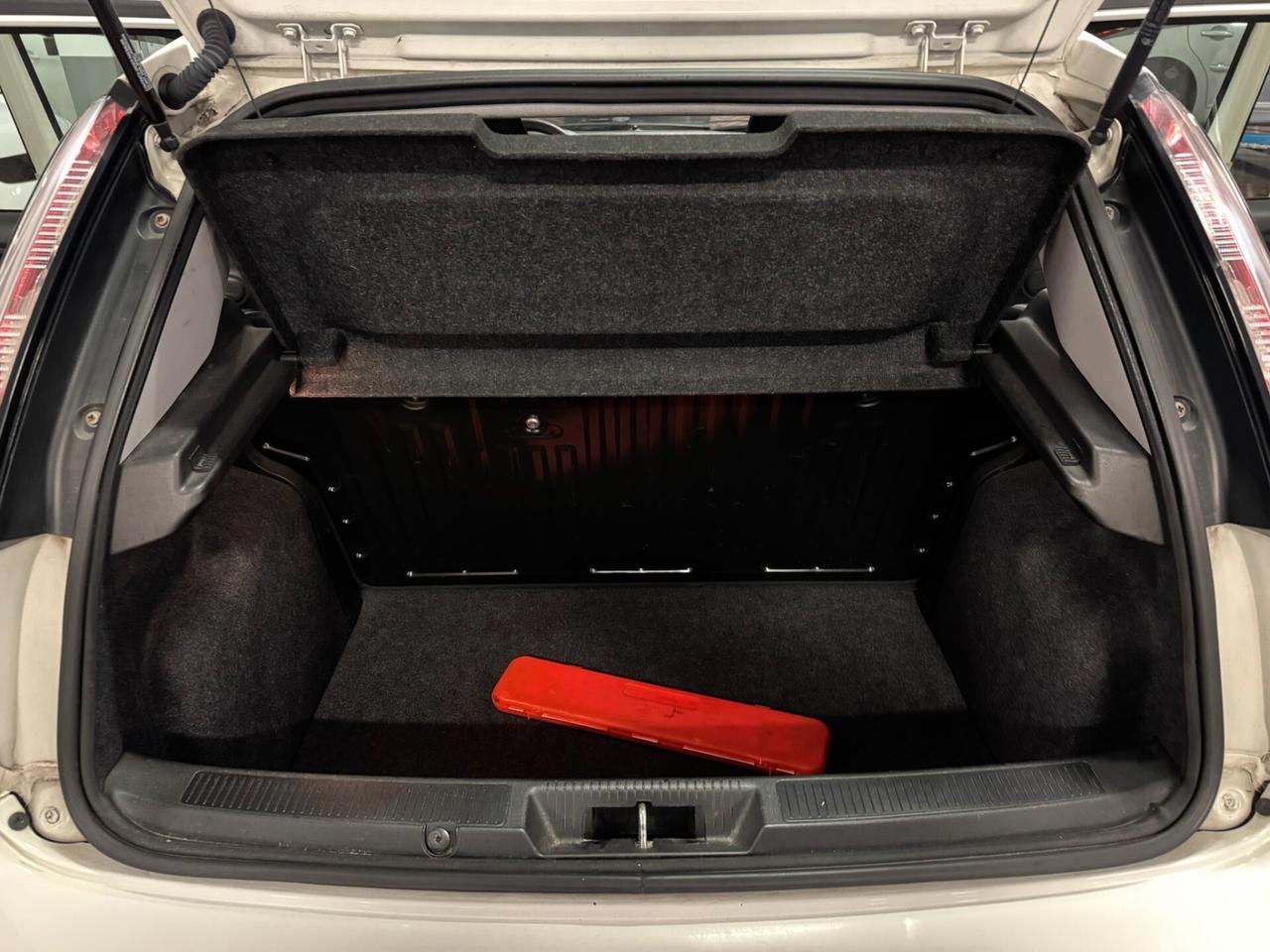 Fiat Punto Evo 1.4 5 porte S&S Dynamic- IDEALE PER NEOPATENTATI