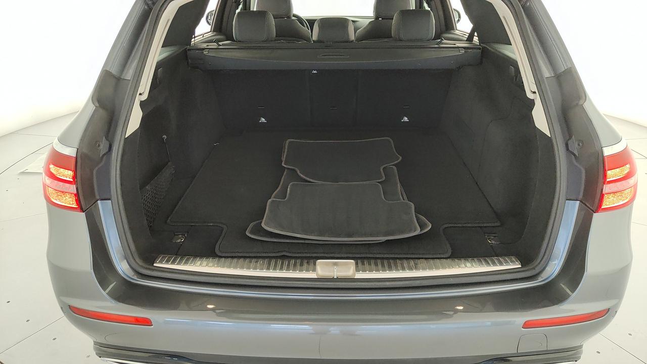 Mercedes-Benz E SW 220 d Business Sport 4matic auto m