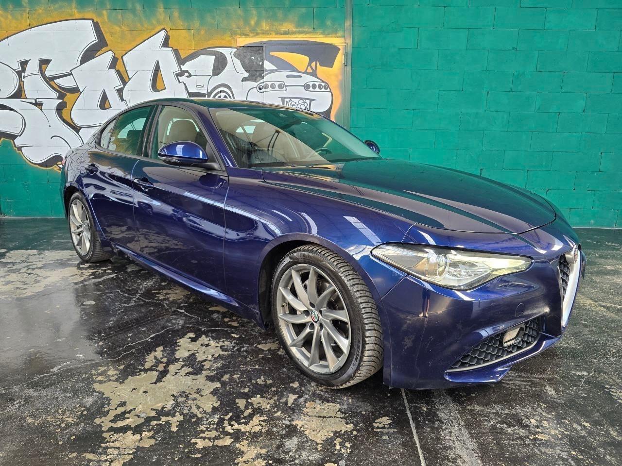 Alfa Romeo Giulia 2.2 TD 150cv AT8